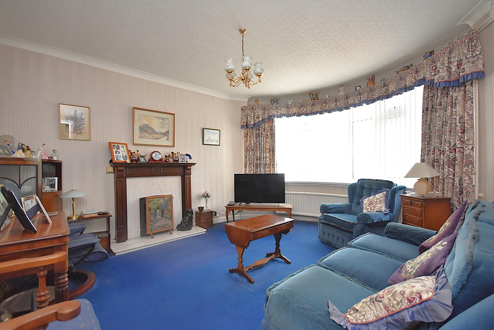 2 Heol-Y-Bryn, Barry, CF62 6SY